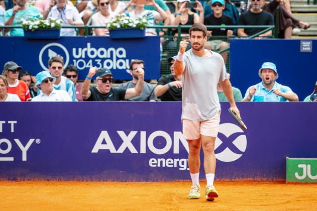 ATP, Tennis Herren Argentina Open 2026 BUENOS AIRES, AR - 15.02.2026: ATP ARGENTINA OPEN 2026 - Buenos Aires, Argentina. February 15, 2026. Rafael Matos (BRA) and Orlando Luz (BRA) celebrate their doubles title at the Argentina Open 2026. (Photo: Lucas Mangi Fotoarena) x2886545x  LucasxMangi