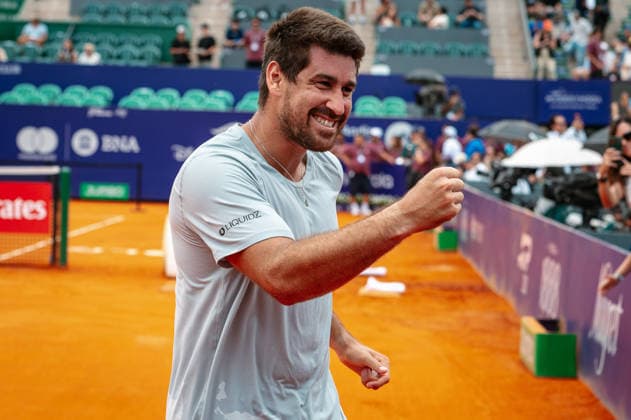 ATP, Tennis Herren Argentina Open 2026 BUENOS AIRES, AR - 15.02.2026: ATP ARGENTINA OPEN 2026 - Buenos Aires, Argentina. February 15, 2026. Rafael Matos (BRA) and Orlando Luz (BRA) celebrate their doubles title at the Argentina Open 2026. (Photo: Lucas Mangi Fotoarena) x2886550x  LucasxMangi