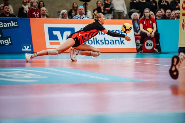 Volleyball Women Season 2025 2026 Volleyball Bundesliga ETV Hamburger Volksbank Volleys vs Schwarz Weiß Erfurt 15 02 2026 Anna Hartig 5, ETV Hamburger Volksbank Volleys Hamburg Sporthalle Hoheluft Hamburg Germany