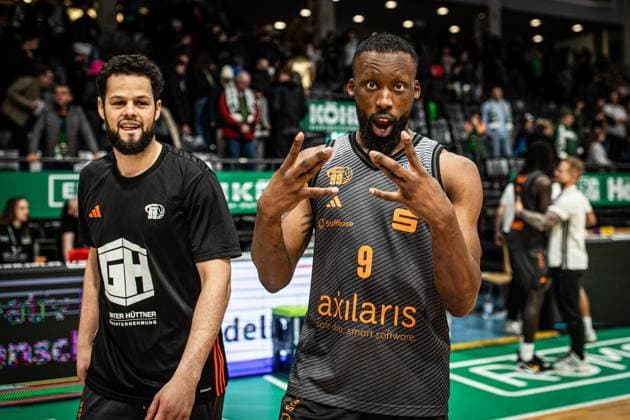 John Newman III Chemnitz 99ers and Jordan Schakel Chemnitz 99ers Vet Concept Gladiators Trier vs Chemnitz 99ers, Basketball, easyCredit BBL, Matchday 20, Season 2025 2026, 15 02 2026 Vet Concept Gladiators Trier vs Chemnitz 99ers, Basketball, easyCredit BBL, Matchday 20, Season 2025 2026, 15 02 2026 Copyright: xEibner-Pressefoto AlexanderxNeisx EP_ANS