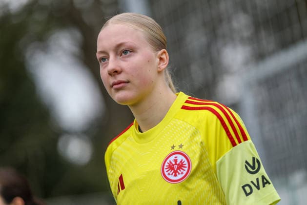 GER, Frankfurt, Eintracht Frankfurt II vs FSV Mainz 05, 2 Frauen Bundesliga, Fußball, DFB, Spielzeit 2025 2026, Stadion am Brentanobad, 17 Spieltag im Bild Janne Krumme Eintracht Frankfurt DFB DFL REGULATIONS PROHIBIT ANY USE OF PHOTOGRAPHS AS IMAGE SEQUENCES AND OR QUASI VIDEO, 15 02 2026 Copyright: HMBxMedia HendrikxHamelau