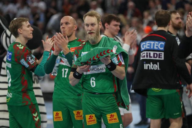 15 02 2026, xgox, Handball Daikin HBL THW Kiel SC Magdeburg emspor, v l Matthias Musche Magdeburg, 6 disappointed, looks disappointed, disappointed Kiel