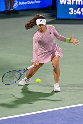 2026 Dubai Duty Free Tennis Championship DUBAI, UAE - FEBRUARY 15: Zeynep Sonmez of Turkiye competes against Sara Bejlek of Czech Republic during Dubai Duty Free Tennis Championship at Dubai Duty Tennis Stadium in Dubai, UAE on February 15, 2026. Waleed Zein Anadolu Dubai United Arab Emirates. Editorial use only. Please get in touch for any other usage.  Copyright: x2026xAnadoluxWaleedxZeinx