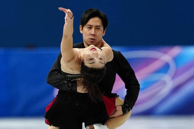 SUI Wenjing HAN Cong competing for the Olympic Figure skating, Eiskunstlauf Pair Skating, Short Program for the Milano Cortina 2026 Winter Olympics, in Milan (Italy) February 15, 2026 (Photo Claudio Furlan LaPresse)  Copyright: xClaudioxFurlan LaPressex