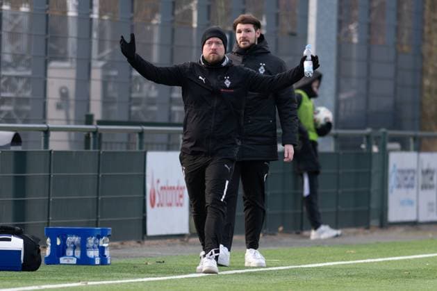 Jonas Spengler Borussia Moenchengladbach complains, gesticulates, Borussia Moenchengladbach FC Bayern Muenchen II, Soccer, 2 Bundesliga Women, Matchday 17, 15 02 2026 Moenchengladbach North Rhine-Westphalia Germany Copyright: xkolbert-press MarkusxVerwimpx