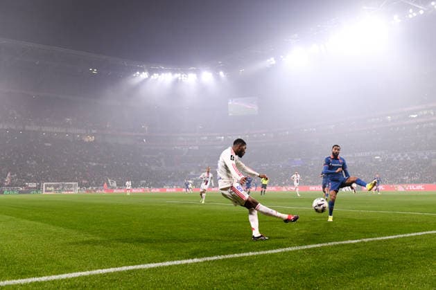 Olympique Lyonnais v OGC Nice - Ligue 1 McDonald s 2025 2026 98 Ainsley MAITLAND NILES (ol) - 02 Ali ABDI (ogcn) during the Ligue 1 McDonald s match between Lyon and Nice at Groupama Stadium on February 15, 2026 in Lyon, France. Lyon France  Copyright: xFEPx 776348288