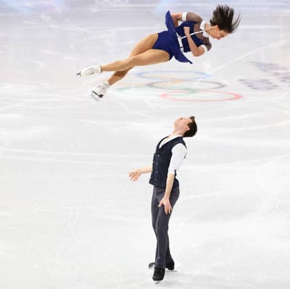 February 15, 2026, Milan, Lombardy, Italy: CAMILLE KOVALEV and PAVEL KOVALEV of France skate their short program in the Pairs of the Figure skating, Eiskunstlauf at the Milano Cortina 2026 Winter Olympic Games, Olympische Spiele, Olympia, OS Milan Italy - ZUMAc179 20260215_oly_c179_083 Copyright: xMickaelxChavetx