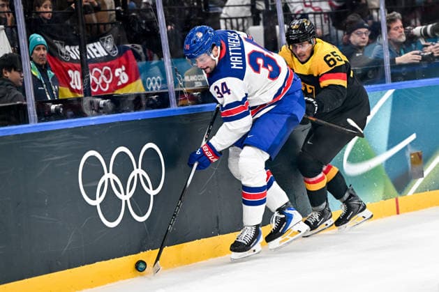 15 02 2026, Milano, Santa Giulia Ice hockey, Eishockey Arena, Winter Olympics: USA - Germany (Ice Hockey), Auston Matthews of United States against Marc Michaelis of Germany Milano Santa Giulia Ice Hockey Arena Lombardy Italy *** 15 02 2026, Milano, Santa Giulia Ice Hockey Arena, Winter Olympics USA Germany Ice Hockey , Auston Matthews of United States against Marc Michaelis of Germany Milano Santa Giulia Ice Hockey Arena Lombardy Italy Copyright: xJustPictures.ch AndreaxBrancax jp-en-AnBr-AB-AAB_701415022026