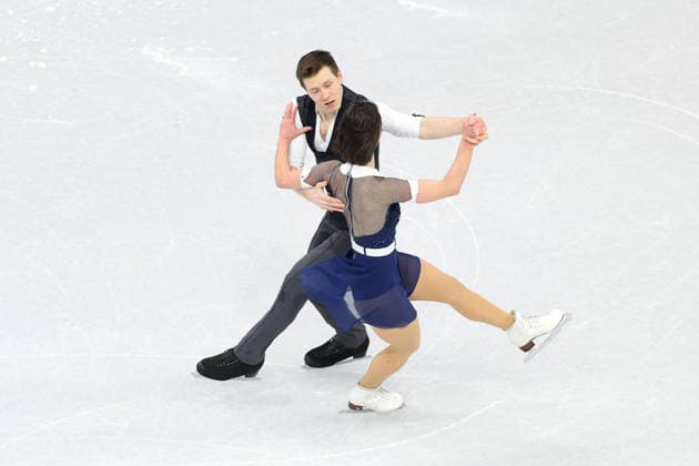 Winter Olympics - Camille Kovalev And Pavel Kovalev At Pair Figure skating, Eiskunstlauf Short Program Camille Kovalev and partner Pavel Kovalev of Team France compete in Pair Skating - Short Program on day nine of the Milano Cortina 2026 Winter Olympic Games, Olympische Spiele, Olympia, OS at Milano Ice Skating Arena on February 15, 2026 in Milan, Italy. Photo by Alexis Jumeau ABACAPRESS.COM Milan Italy  Copyright: xJumeauxAlexis ABACAx