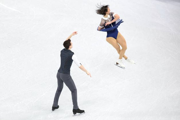 Winter Olympics - Camille Kovalev And Pavel Kovalev At Pair Figure skating, Eiskunstlauf Short Program Camille Kovalev and partner Pavel Kovalev of Team France compete in Pair Skating - Short Program on day nine of the Milano Cortina 2026 Winter Olympic Games, Olympische Spiele, Olympia, OS at Milano Ice Skating Arena on February 15, 2026 in Milan, Italy. Photo by Alexis Jumeau ABACAPRESS.COM Milan Italy  Copyright: xJumeauxAlexis ABACAx