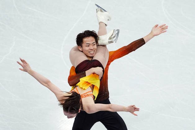 NAGAOKA Yuna MORIGUCHI Sumitada competing for the Olympic Figure skating, Eiskunstlauf Pair Skating, Short Program for the Milano Cortina 2026 Winter Olympics, in Milan (Italy) February 15, 2026 (Photo Claudio Furlan LaPresse)  Copyright: xClaudioxFurlan LaPressex