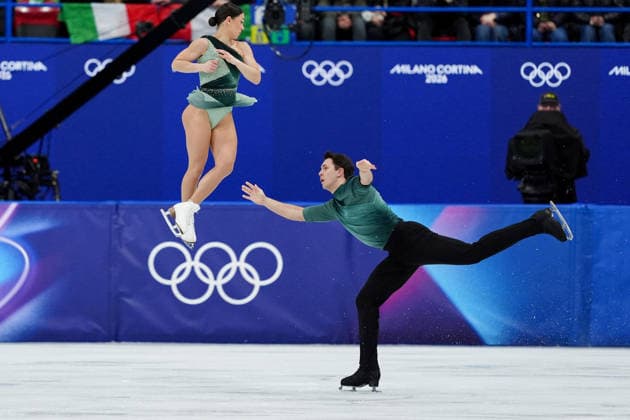 VAIPAN-LAW Anastasia DIGBY Luke competing for the Olympic Figure skating, Eiskunstlauf Pair Skating, Short Program for the Milano Cortina 2026 Winter Olympics, in Milan (Italy) February 15, 2026 (Photo Claudio Furlan LaPresse)  Copyright: xClaudioxFurlan LaPressex