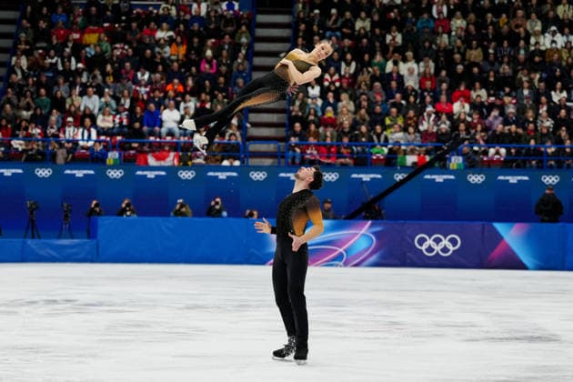 HOCKE Annika KUNKEL Robert competing for the Olympic Figure skating, Eiskunstlauf Pair Skating, Short Program for the Milano Cortina 2026 Winter Olympics, in Milan (Italy) February 15, 2026 (Photo Claudio Furlan LaPresse)  Copyright: xClaudioxFurlan LaPressex