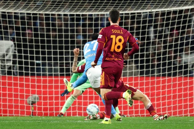 Alisson Santos of SSC Napoli scores the goal of 2-2 during the Serie A 2025 2026 football match between SSC Napoli and AS Roma at Diego Armando Maradona stadium in Naples (Italy), February 15, 2026. cesarexpurini
