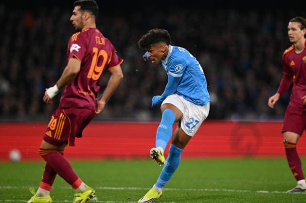 De Aleida Santos Alisson of S.S.C. Napoli scores the goal for 2-2 during the 25th day of the Serie A Championship between S.S.C. Napoli and A.S. Roma at the Diego Armando Maradona Stadium on February 15, 2026 in Naples, Italy.  Copyright: xDomenicoxCippitelli IPAxSportx xipa-agency.netx xx IPA_71576680 IPA_Agency_IPA71576680