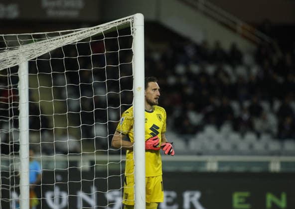 CALCIO - Serie A - Torino FC vs Bologna FC Alberto Paleari of Torino FC during the Italian Serie A, 2025 2026 season, football match between Torino FC and Bologna FC 1909, on 15 February 2026 at Stadio Olimpico Grande Torino, Turin, Italy. Photo Nderim Kaceli Turin Italy  Copyright: xIPAxSport ABACAx