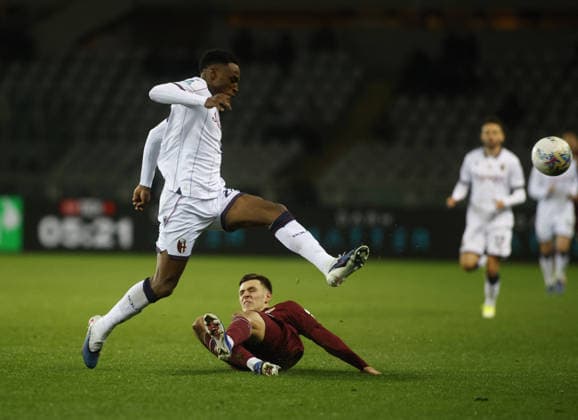 CALCIO - Serie A - Torino FC vs Bologna FC Gvidas Gineitis of Torino FC and Jhon Lucumi of Bologna FC during the Italian Serie A, 2025 2026 season, football match between Torino FC and Bologna FC 1909, on 15 February 2026 at Stadio Olimpico Grande Torino, Turin, Italy. Photo Nderim Kaceli Turin Italy  Copyright: xIPAxSport ABACAx