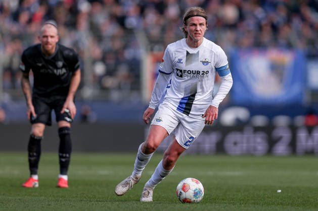 15 02 2026, Football, VfL Bochum SC Paderborn 07, 2 Fußball Bundesliga, 22 Matchday, Vonovia Ruhrstadion, Season 2025 2026 Felix Götze SC Paderborn 20 DFB regulations prohibit any use of photographs as image sequences and or quasi video Nordrhein Westfalen Germany
