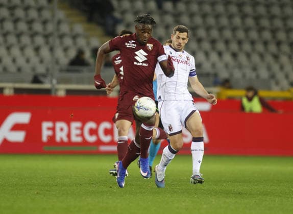 CALCIO - Serie A - Torino FC vs Bologna FC Duvan Zapata of Torino FC during the Italian Serie A, 2025 2026 season, football match between Torino FC and Bologna FC 1909, on 15 February 2026 at Stadio Olimpico Grande Torino, Turin, Italy. Photo Nderim Kaceli Turin Italy  Copyright: xIPAxSport ABACAx