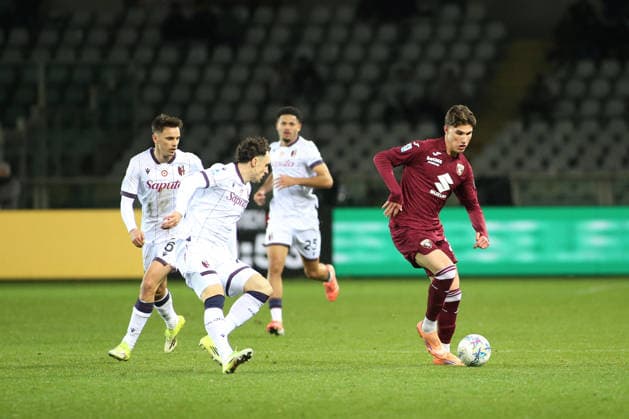 CALCIO - Serie A - Torino FC vs Bologna FC Cesare Casadei (Torino FC) in action during Torino FC vs Bologna FC, Italian soccer Serie A match in Turin, Italy, February 15 2026 Turin Italy  Copyright: xIPAxSport ABACAx
