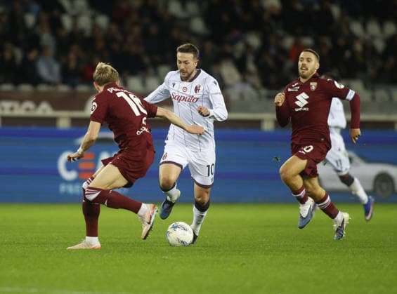 CALCIO - Serie A - Torino FC vs Bologna FC Federico Bernardeschi of Bologna FC during the Italian Serie A, 2025 2026 season, football match between Torino FC and Bologna FC 1909, on 15 February 2026 at Stadio Olimpico Grande Torino, Turin, Italy. Photo Nderim Kaceli Turin Italy  Copyright: xIPAxSport ABACAx