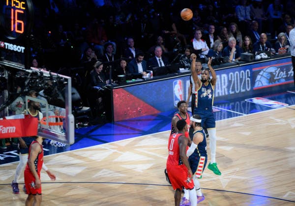 NBA, Basketball Herren, USA All Star 2026: USA Stars vs USA Stripes LOS ANGELES, CA, UNITED STATES - FEBRUARY 15: Kevin Durant for USA Stripes throws the ball to the basket during the game of NBA All Star 2026 between USA Stars and USA Stripes at Intuit Dome, Inglewood, Los Angeles, California, United States on February 15, 2026. Tayfun Coskun Anadolu California United States. Editorial use only. Please get in touch for any other usage.  Copyright: x2026xAnadoluxTayfunxCoskunx