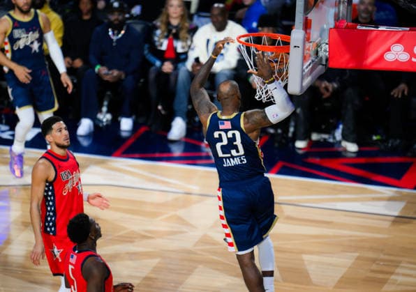 NBA, Basketball Herren, USA All Star 2026: USA Stars vs USA Stripes Final LOS ANGELES, CA, UNITED STATES - FEBRUARY 15: LeBron James for USA Stripes baskets during the game of NBA All Star 2026 between USA Stars and USA Stripes at Intuit Dome in Inglewood, Los Angeles, California, United States on February 15, 2026. Tayfun Coskun Anadolu California United States. Editorial use only. Please get in touch for any other usage.  Copyright: x2026xAnadoluxTayfunxCoskunx