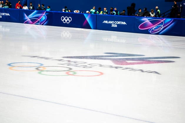 2026-02-16 - Milano Cortina 2026 Winter Olympics MILAN, ITALY - FEBRUARY 16: Milano Cortina logo Olympic Wintergames performing on the Short Track Speed skating, Eisschnelllauf of the Milano Cortina 2026 Winter Olympics at the Milano Ice Skating Arena on February 16, 2026 in Milan, Italy Milan Milano Ice Skating Arena Italy Content not available for redistribution in The Netherlands directly or indirectly through any third parties. Copyright: xAndrexWeeningx