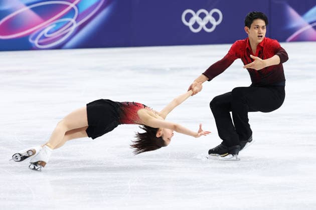 MILAN, ITALY - FEBRUARY 15: Riku Miura and Ryuichi Kihara of Team Japan compete in Pair Skating - Short Program on day nine of the Milano Cortina 2026 Winter Olympics at Milano Ice Skating Arena on February 15, 2026 in Milan, Italy.  Copyright: xVCGx 111621718248
