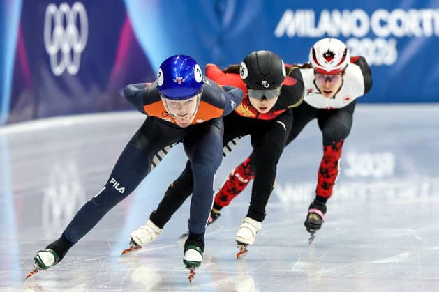 ITALY, MILAN - FEBRUARY 16, 2026: Xandra Velzeboer of the Netherlands, Gong Li of China and Courtney Sarault (L-R) of Canada compete in the women s 1,000m short-track Speed skating, Eisschnelllauf semifinals during the 2026 Winter Olympic Games, Olympische Spiele, Olympia, OS at the Milano Ice Skating Arena 2026 Winter Olympics: Short-Track Speed Skating  - ZUMAt113 20260216_zaa_t113_120 Copyright: xPeterxKovalevx