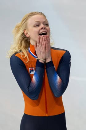 February 16, 2026, Milano, Lombardy, Italy: Xandra Velzeboer (2) of the Netherlands celebrates after winning the gold medal in Short Track Speed skating, Eisschnelllauf Women 1000m Final A during the 2026 Winter Olympics at the Milano Ice Skating Arena on Monday in Milano. Milano Italy - ZUMAj89_ 20260216_oly_j89_026 Copyright: xPaulxKitagakixJr.x