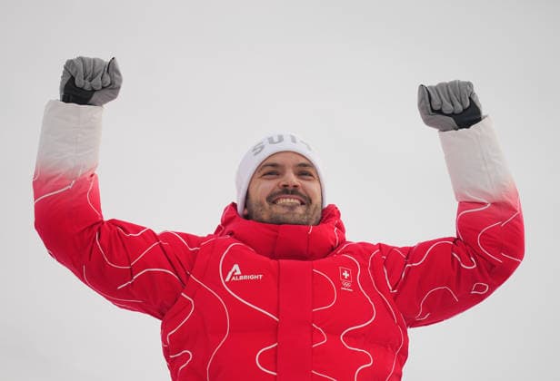 February 16, 2026, Bormio, Aarhus, Italy: LOIC MEILLARD from Switzerland celebrates winning gold during the Men s Slalom Final, Milano Cortina 2026 Winter Olympic Games, Olympische Spiele, Olympia, OS at Stelvio Alpine Skiing Centre. Bormio Italy - ZUMAp228 20260216_zsp_p228_105 Copyright: xUlrikxPedersenx