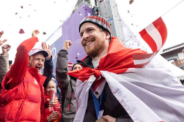 Milano Cortina 2026, Alpine skiing, men, slalom, silver winner Fabio Gstrein is celebrated