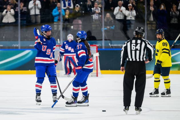 260216 Taylor Heise and Abbey Murphy of USA celebrate the 2-0 goal in the women s Ice hockey, Eishockey semifinal between USA and Sweden during day 10 of the 2026 Winter Olympics on February 16, 2026 in Milan. Photo: Emma Wallskog BILDBYRAN kod EW EW0638 ishockey ice hockey Olympic Games, Olympische Spiele, Olympia, OS olympics winter olympics os ol olympiska spel vinter-os olympiske leker milano cortina 2026 milan cortina 2026 milano cortina 2026 olympic games milano cortina 2026 winter olympic games milano cortina-os milano cortina-ol vinter-ol 10 bbeng semifinal sverige sweden dam usa jubel *** 260216 Taylor Heise and Abbey Murphy of USA celebrate the 2 0 goal in the women s ice hockey semifinal between USA and Sweden during day 10 of the 2026 Winter Olympics on February 16, 2026 in Milan Photo Emma Wallskog BILDBYRAN kod EW EW0638 ishockey ice hockey olympic games olympics winter olympics os ol olympiska spel vinter os olympiske leker milano cortina 2026 milan cortina 2026 milano cortina 2026 olympic games milano cortina 2026 winter olympic games milano cortina os milano cortina ol vinter ol 10 bbeng semifinal sverige sweden dam usa jubel  Copyright: EMMAxWALLSKOG BB260216EW032