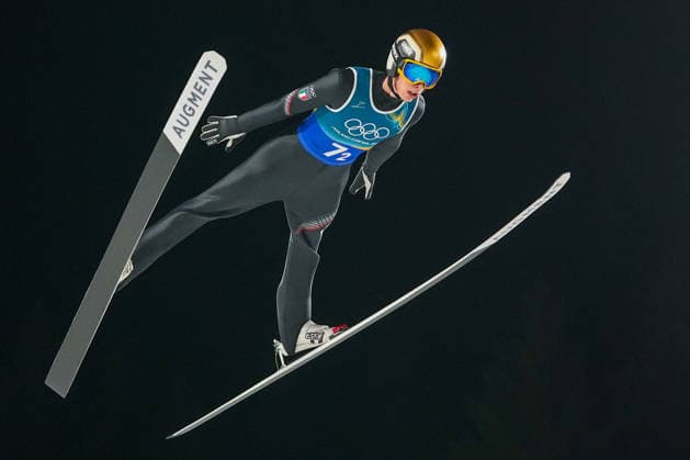 Winter Olympics in Milan Cortina 2026 Val di Fiemme, Italy 20260216. Italy s Alex Insam in the men s Super Team Jump Large Hill at the Predazzo Ski jumping, Skispringen, Ski, nordisch Stadium during the Winter Olympics in Milan Cortina 2026. Photo: Lise Aserud NTB Val di Fiemme Italy EDITORIAL USE ONLY. RESTRICTED USE FOR BETTING COMPANIES Ref:_SPOv4XAar47XCo.jpg *** Winter Olympics in Milan Cortina 2026 Val di Fiemme, Italy 20260216 Italy s Alex Insam in the men s Super Team Jump Large Hill at the Predazzo Ski Jumping Stadium during the Winter Olympics in Milan Cortina 2026 Photo Lise Aserud NTB Val di Fiemme Italy EDITORIAL USE ONLY RESTRICTED USE FOR BETTING COMPANIES  Copyright: xLisexAserudxx xNTBx