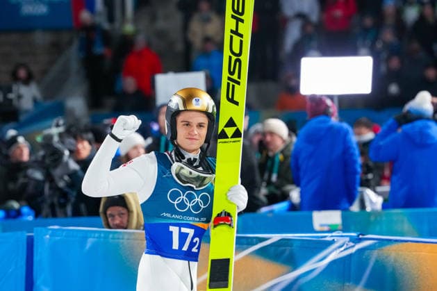 Winter Olympics in Milan Cortina 2026 Val di Fiemme, Italy 20260216. Austria s Stephan Embacher during the men s Super Team Jump Large Hill at the Predazzo Ski jumping, Skispringen, Ski, nordisch Stadium during the Winter Olympics in Milan Cortina 2026. Photo: Lise Aserud NTB Val di Fiemme Italy EDITORIAL USE ONLY. RESTRICTED USE FOR BETTING COMPANIES Ref:_SPOG1dDKmo4Sx4.jpg *** Winter Olympics in Milan Cortina 2026 Val di Fiemme, Italy 20260216 Austria s Stephan Embacher during the men s Super Team Jump Large Hill at the Predazzo Ski Jumping Stadium during the Winter Olympics in Milan Cortina 2026 Photo Lise Aserud NTB Val di Fiemme Italy EDITORIAL USE ONLY RESTRICTED USE FOR BETTING COMPANIES  Copyright: xLisexAserudxx xNTBx