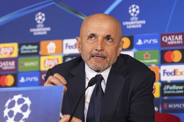 Juventus hold press conference, PK, Pressekonferenz ahead of Galatasaray clash in Istanbul ISTANBUL, TURKIYE – FEBRUARY 16: Juventus head coach Luciano Spalletti and Juventus player Weston McKennie (not seen) attend a press conference at RAMS Park in Istanbul on February 16, 2026, ahead of their UEFA Champions League round of 16 play-off first leg match against Galatasaray. The Italian side will face the Turkish club away from home. Beyza Comert Anadolu Istanbul Turkey. Editorial use only. Please get in touch for any other usage.  Copyright: x2026xAnadoluxBeyzaxComertx