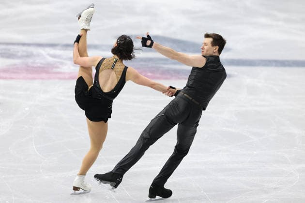 Winter Olympics - Camille Kovalev and Pavel Kovalev At Pair Skating Free Figure skating, Eiskunstlauf Camille Kovalev and partner Pavel Kovalev of Team France compete during Pair Skating - Free Skating on day ten of the Milano Cortina 2026 Winter Olympic Games, Olympische Spiele, Olympia, OS at Milano Ice Skating Arena on February 16, 2026 in Milan, Italy. Photo by Alexis Jumeau ABACAPRESS.COM Milan Italy  Copyright: xJumeauxAlexis ABACAx