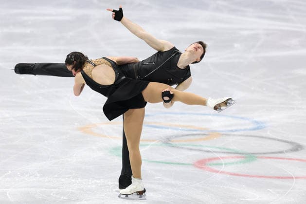 Winter Olympics - Camille Kovalev and Pavel Kovalev At Pair Skating Free Figure skating, Eiskunstlauf Camille Kovalev and partner Pavel Kovalev of Team France compete during Pair Skating - Free Skating on day ten of the Milano Cortina 2026 Winter Olympic Games, Olympische Spiele, Olympia, OS at Milano Ice Skating Arena on February 16, 2026 in Milan, Italy. Photo by Alexis Jumeau ABACAPRESS.COM Milan Italy  Copyright: xJumeauxAlexis ABACAx