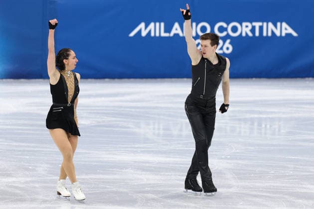 Winter Olympics - Camille Kovalev and Pavel Kovalev At Pair Skating Free Figure skating, Eiskunstlauf Camille Kovalev and partner Pavel Kovalev of Team France compete during Pair Skating - Free Skating on day ten of the Milano Cortina 2026 Winter Olympic Games, Olympische Spiele, Olympia, OS at Milano Ice Skating Arena on February 16, 2026 in Milan, Italy. Photo by Alexis Jumeau ABACAPRESS.COM Milan Italy  Copyright: xJumeauxAlexis ABACAx