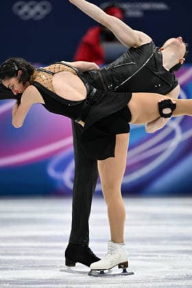 Winter Olympics - Camille Kovalev and Pavel Kovalev At Pair Skating Free Figure skating, Eiskunstlauf Camille Kovalev and partner Pavel Kovalev of Team France compete during Pair Skating - Free Skating on day ten of the Milano Cortina 2026 Winter Olympic Games, Olympische Spiele, Olympia, OS at Milano Ice Skating Arena on February 16, 2026 in Milan, Italy. Photo by JMP ABACAPRESS.COM Milan Italy  Copyright: xJMP ABACAx