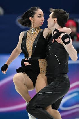 Winter Olympics - Camille Kovalev and Pavel Kovalev At Pair Skating Free Figure skating, Eiskunstlauf Camille Kovalev and partner Pavel Kovalev of Team France compete during Pair Skating - Free Skating on day ten of the Milano Cortina 2026 Winter Olympic Games, Olympische Spiele, Olympia, OS at Milano Ice Skating Arena on February 16, 2026 in Milan, Italy. Photo by JMP ABACAPRESS.COM Milan Italy  Copyright: xJMP ABACAx