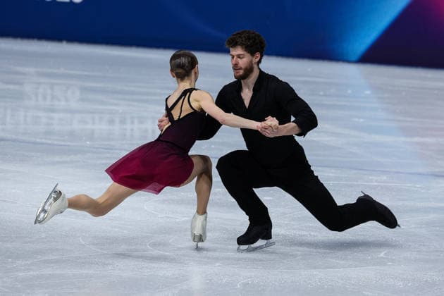GIOCHI OLIMPICI - Olimpiadi Invernali Milano-Cortina 2026 - Figure skating, Eiskunstlauf - Pair Skating Ioulia Chtchetinina Michal Wozniak (POL) during the Olympic Winter games, Winterspiele,Spiele, Summer games Milano-Cortina 2026, Pair Skating on February 16, 2026 at Milano Ice Skating Arena in Milan, Italy Cortina D Ampezzo Italy  Copyright: xIPAxSport ABACAx