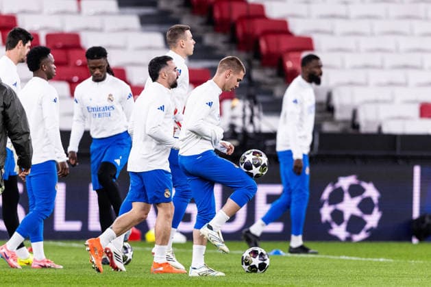 February 16, 2026, Lisbon, Lisbon, Portugal: Franco Mastantuono of Real Madrid C.F. during the training session prior to the UEFA Champions League 2025 2026 game between SL Benfica and Real Madrid C.F. at Estadio da Luz on February 16, 2026 in Lisbon, Portugal. Lisbon Portugal - ZUMAg283 20260216_zsp_g283_196 Copyright: xJoaoxGregoriox
