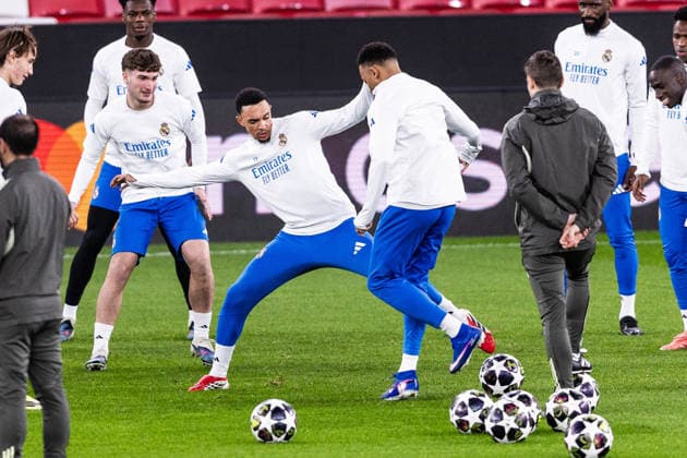 February 16, 2026, Lisbon, Lisbon, Portugal: Kylian Mbappe of Real Madrid C.F. and Trent Alexander-Arnold of Real Madrid C.F. during the training session prior to the UEFA Champions League 2025 2026 game between SL Benfica and Real Madrid C.F. at Estadio da Luz on February 16, 2026 in Lisbon, Portugal. Lisbon Portugal - ZUMAg283 20260216_zsp_g283_198 Copyright: xJoaoxGregoriox