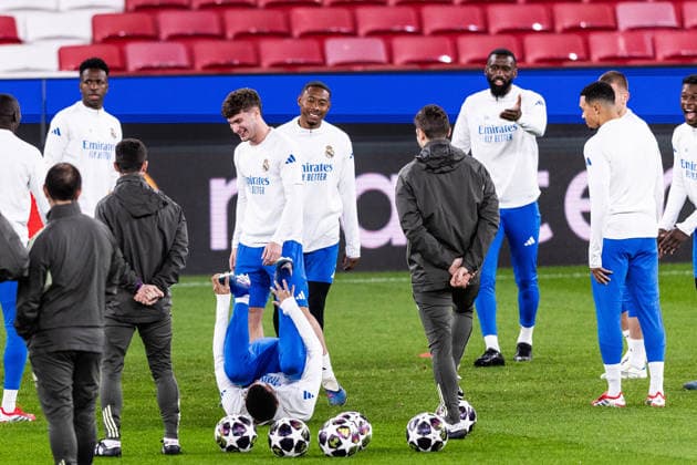 February 16, 2026, Lisbon, Lisbon, Portugal: Kylian Mbappe of Real Madrid C.F. during the training session prior to the UEFA Champions League 2025 2026 game between SL Benfica and Real Madrid C.F. at Estadio da Luz on February 16, 2026 in Lisbon, Portugal. Lisbon Portugal - ZUMAg283 20260216_zsp_g283_201 Copyright: xJoaoxGregoriox