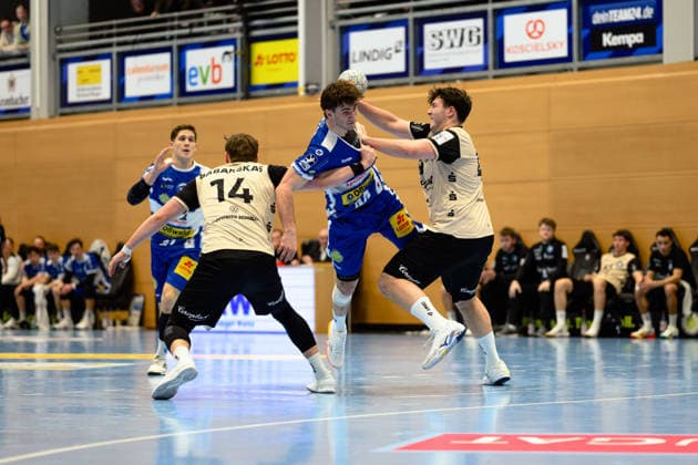 Stephan Seitz ThSV Eisenach, 44 , Aron Seesing Bergischer HC, 49 , Gerdas Babarskas Bergischer HC, 14 , Vukasin Antonijevic ThSV Eisenach, 41 GER, ThSV Eisenach vs Bergischer HC, 1 Daikin Handballbundesliga, Handball, 21 Matchday, Season 2025 2026, 16 02 2026 GER, ThSV Eisenach vs Bergischer HC, 1 Daikin Handballbundesliga, Handball, 21 Matchday, Season 2025 2026, 16 02 2026 Eisenach Copyright: xEibner-Pressefoto MartinxHerbstx EP_MHT