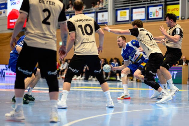Dominik Solak ThSV Eisenach, 30 , Johannes Wasielewski Bergischer HC, 77 , Gerdas Babarskas Bergischer HC, 14 , Fynn Hangstein Bergischer HC, 10 , Noah Beyer Bergischer HC, 02 GER, ThSV Eisenach vs Bergischer HC, 1 Daikin Handballbundesliga, Handball, 21 Matchday, Season 2025 2026, 16 02 2026 GER, ThSV Eisenach vs Bergischer HC, 1 Daikin Handballbundesliga, Handball, 21 Matchday, Season 2025 2026, 16 02 2026 Eisenach Copyright: xEibner-Pressefoto MartinxHerbstx EP_MHT