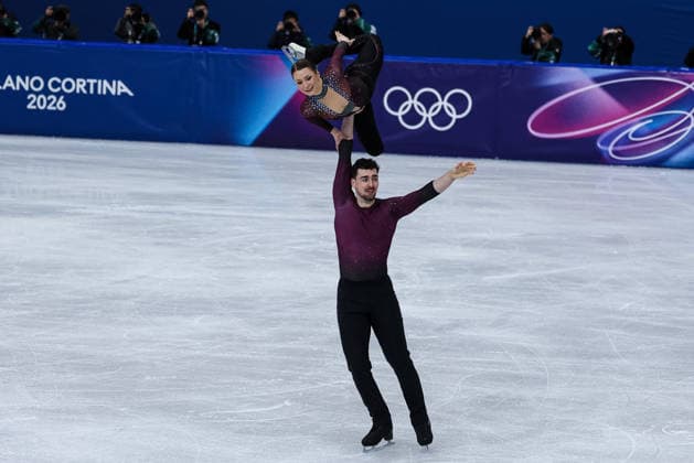 GIOCHI OLIMPICI - Olimpiadi Invernali Milano-Cortina 2026 - Figure skating, Eiskunstlauf - Pair Skating Annika Hocke Robert Kunkel (GER) during the Olympic Winter games, Winterspiele,Spiele, Summer games Milano-Cortina 2026, Pair Skating on February 16, 2026 at Milano Ice Skating Arena in Milan, Italy Cortina D Ampezzo Italy  Copyright: xIPAxSport ABACAx