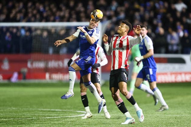Lewis Fensome of Macclesfield and Sepp van den Berg of Brentford Macclesfield v Brentford, Emirates FA Cup, Fourth Round, Football, Leasing.com Stadium, Macclesfield, UK - 16 Feb 2026Macclesfield Leasing.com Stadium United Kingdom EDITORIAL USE ONLY No use with unauthorised audio, video, data, fixture lists, club league logos or live services. Online in-match use limited to 120 images, no video emulation. No use in betting, games or single club league player publications.  Copyright: xPhilxOldham Shutterstockx 16660198at